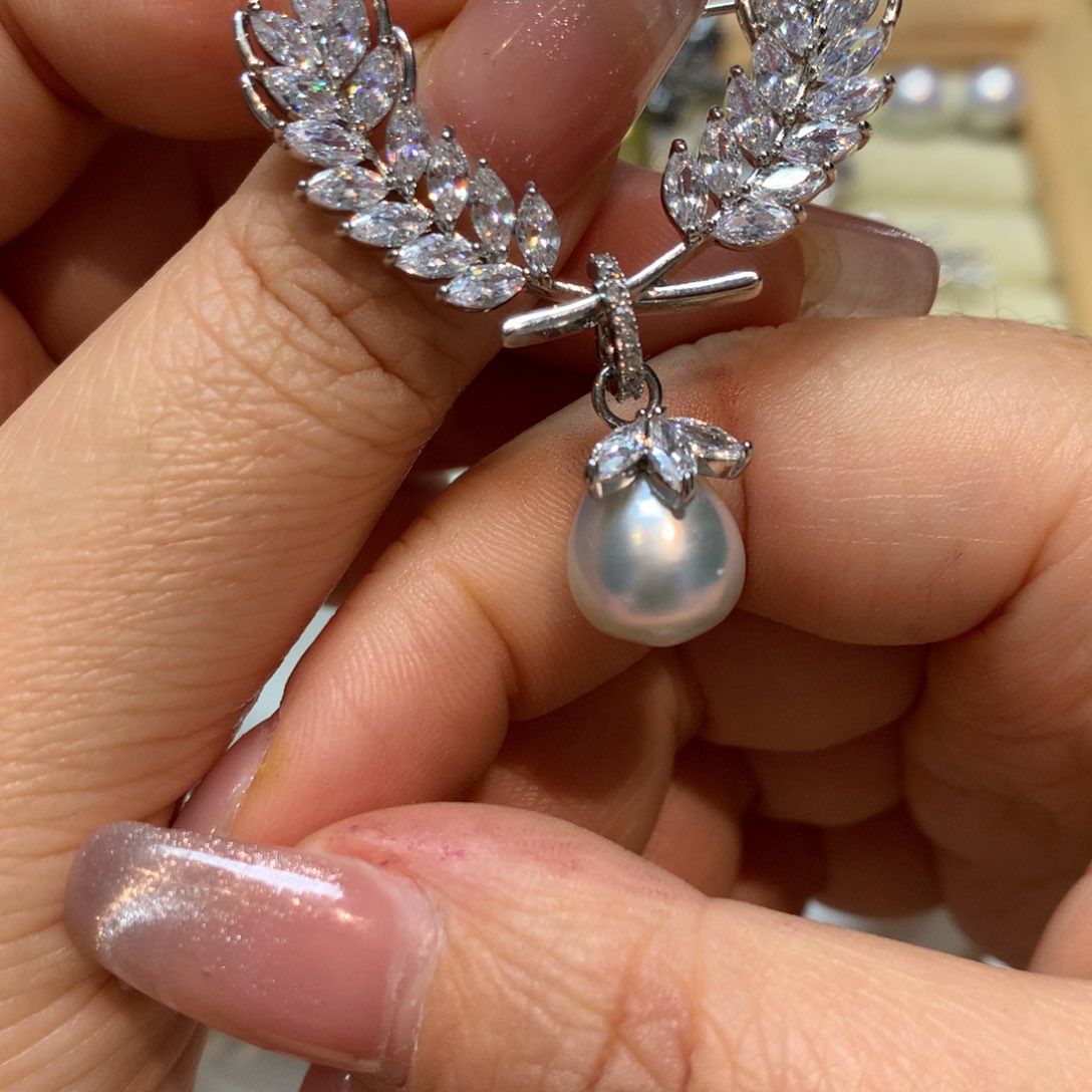 海水珍珠胸饰未镶嵌