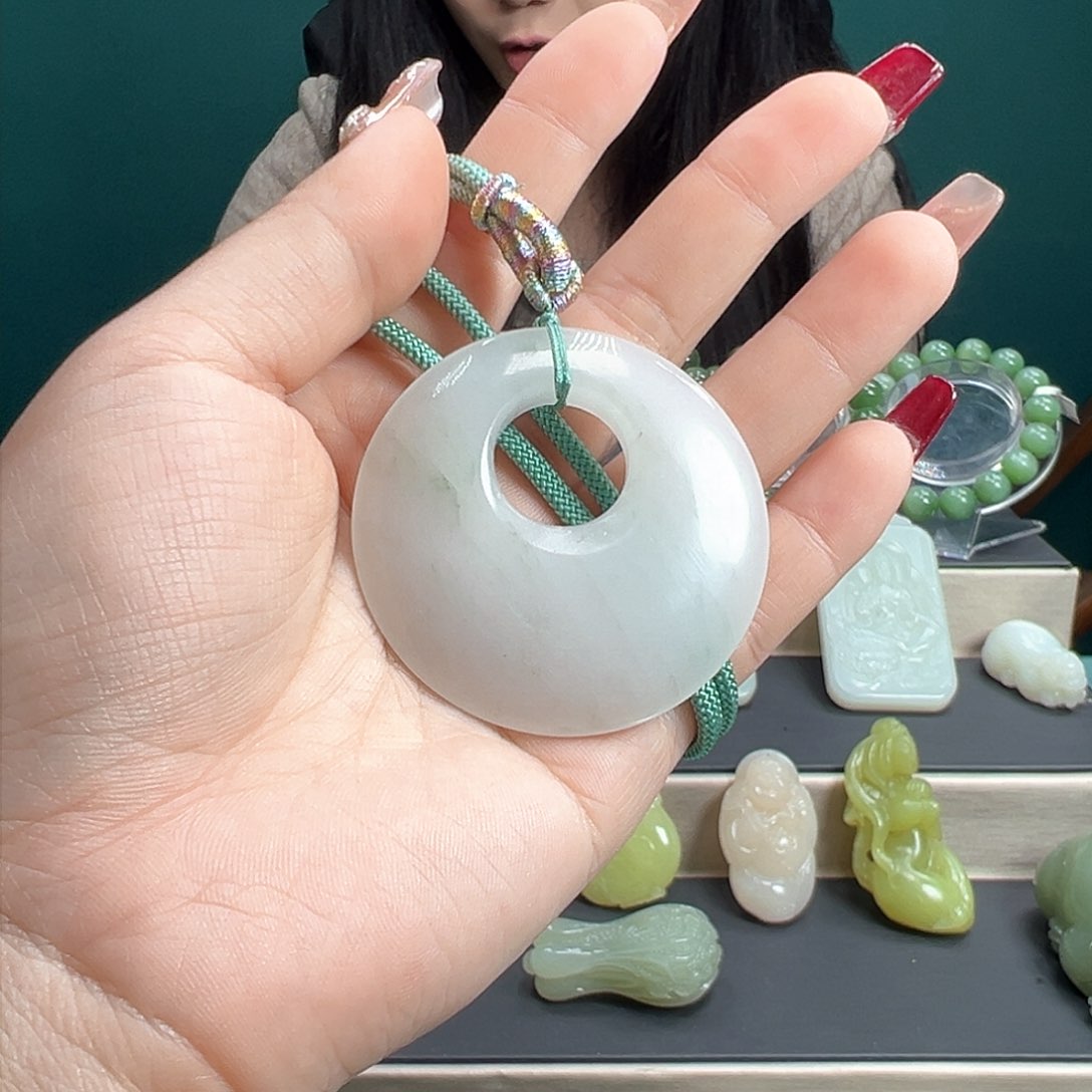 和田玉吊坠(不含链)未镶嵌