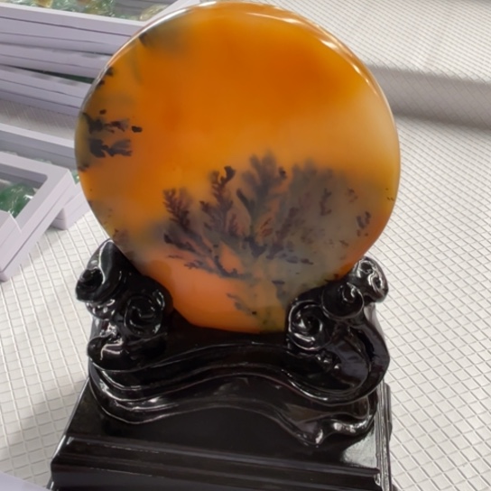 石英质玉（黄龙玉）摆件未镶嵌