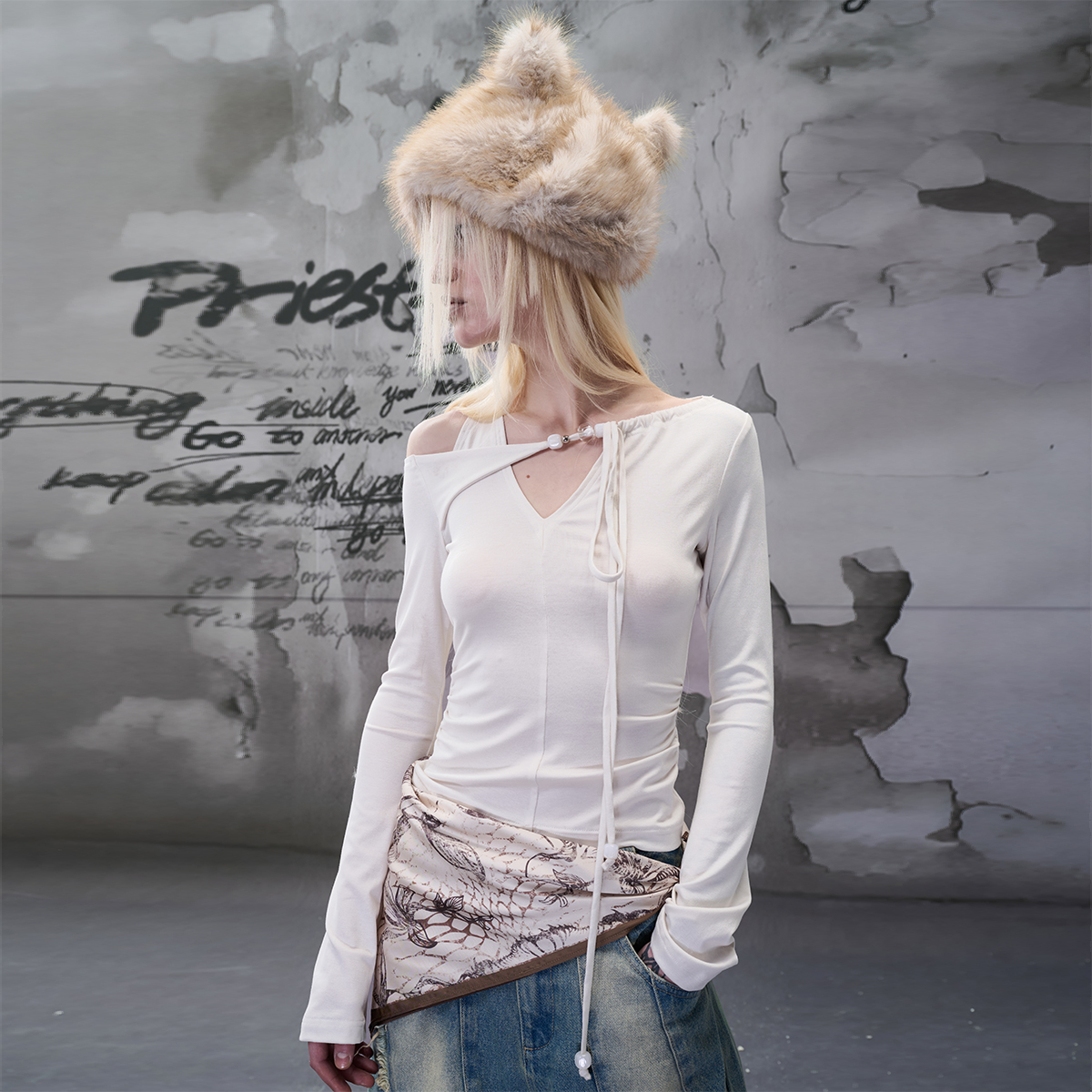 NN-NORTH NODE “无拘如谜”露肩串珠系带打底衫内搭上衣