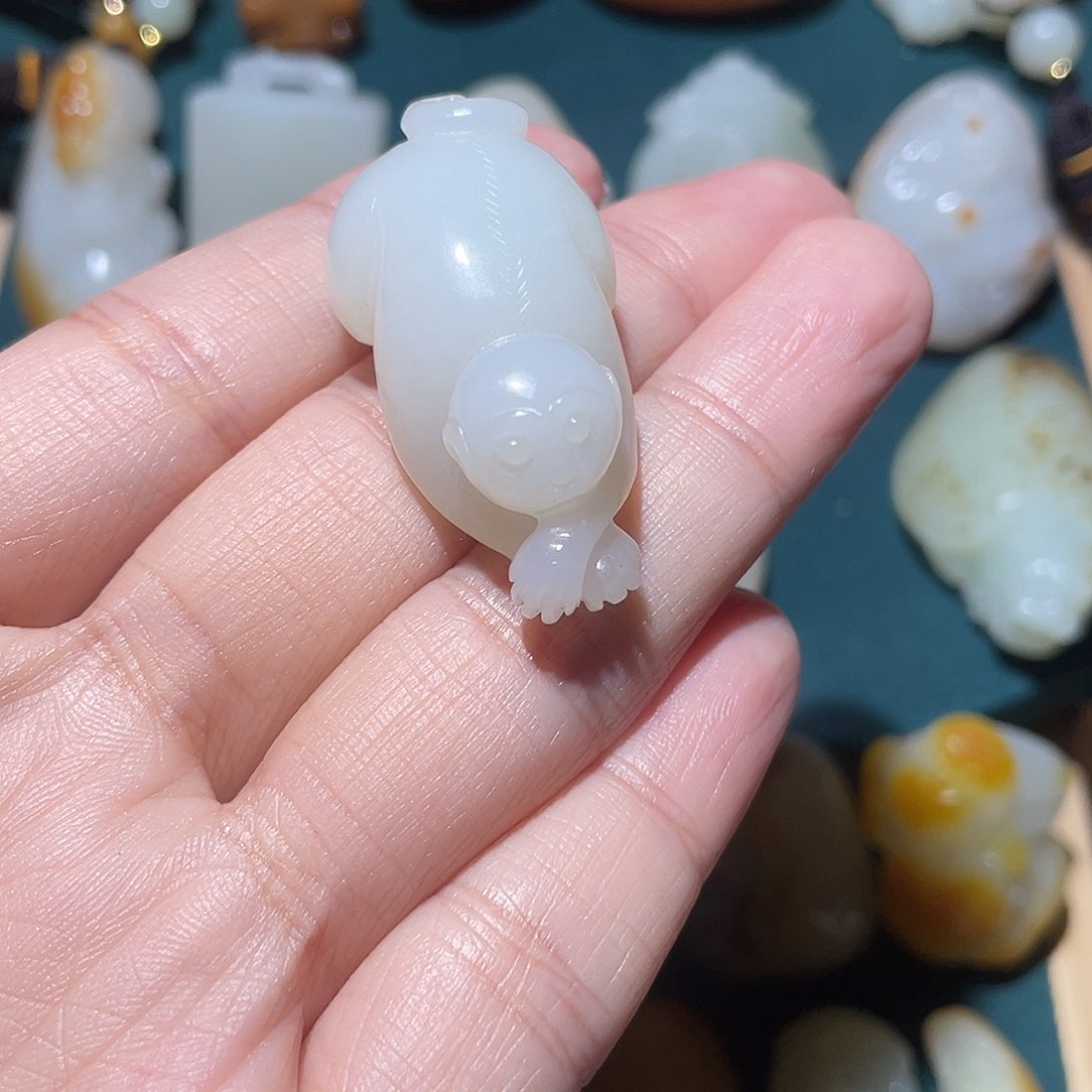 和田玉挂件未镶嵌锦****！