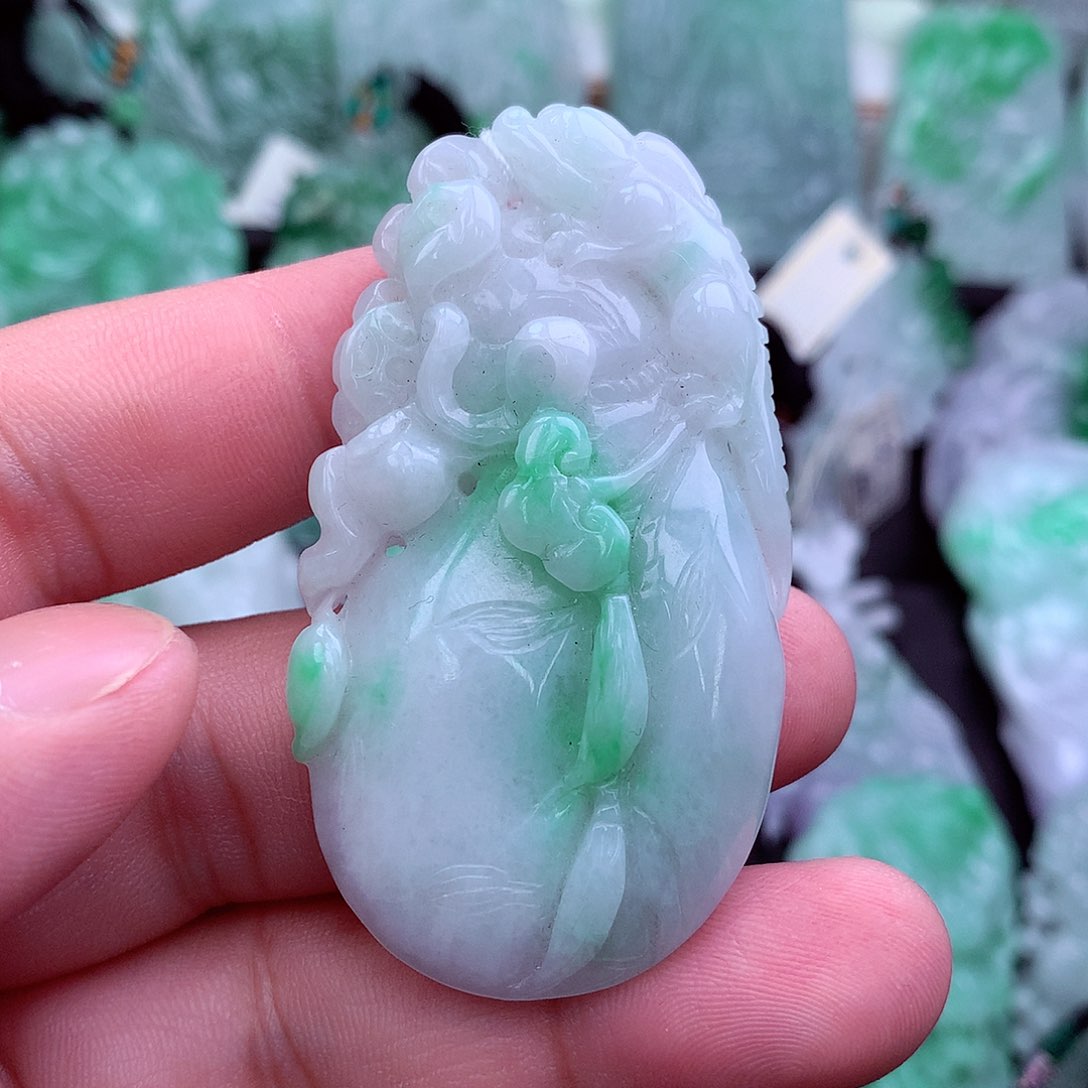 翡翠吊坠(不含链)未镶嵌