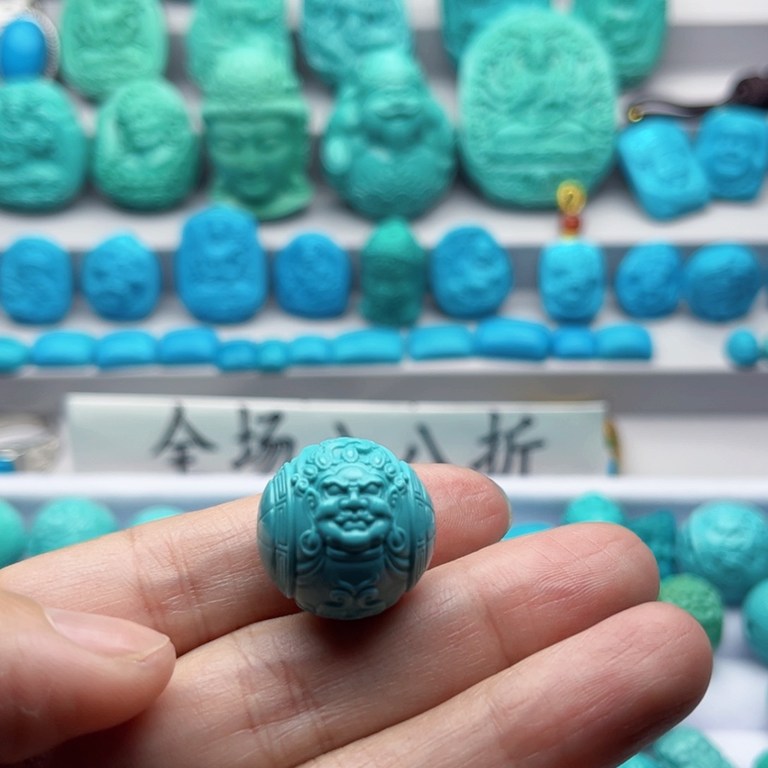 绿松石雕刻未镶嵌