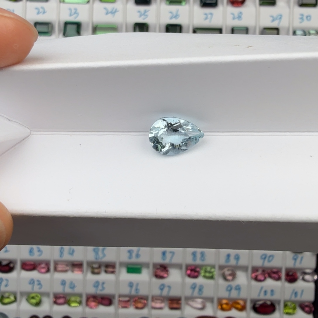 海蓝宝石裸石天然1.76克拉