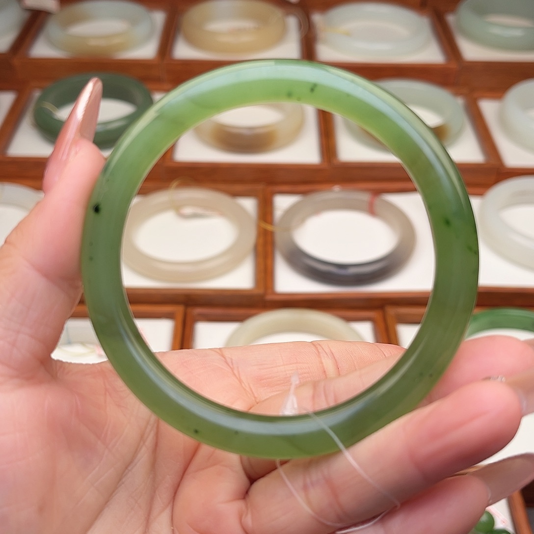 和田玉未镶嵌手镯59.2