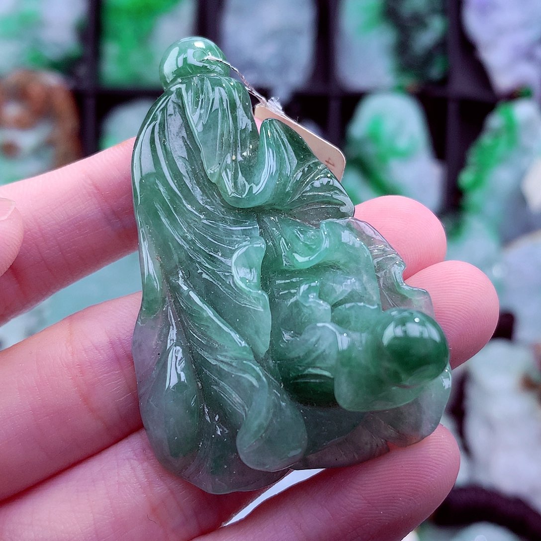 翡翠未镶嵌颈饰天然