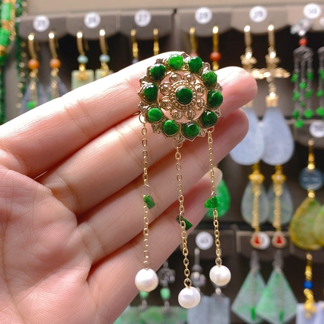 未镶嵌翡翠耳饰翡翠