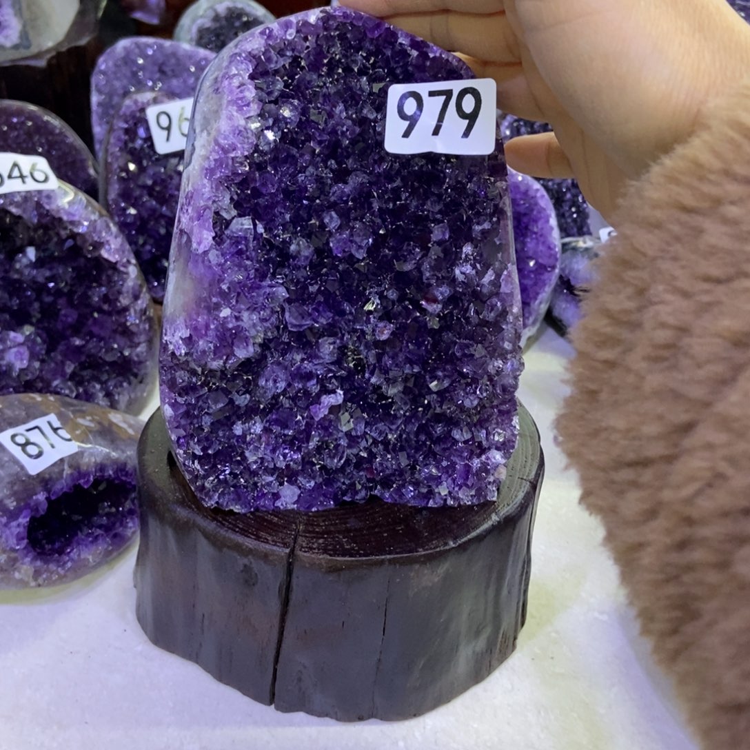 紫晶大型摆件（非配饰）未镶嵌