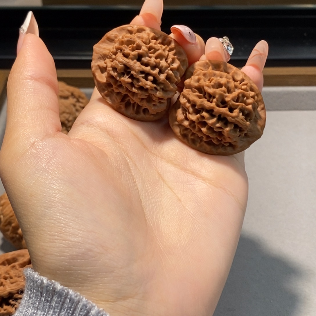 核桃把件全品35秦闷