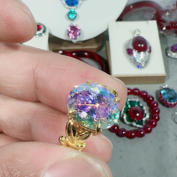 红宝石颈饰未镶嵌