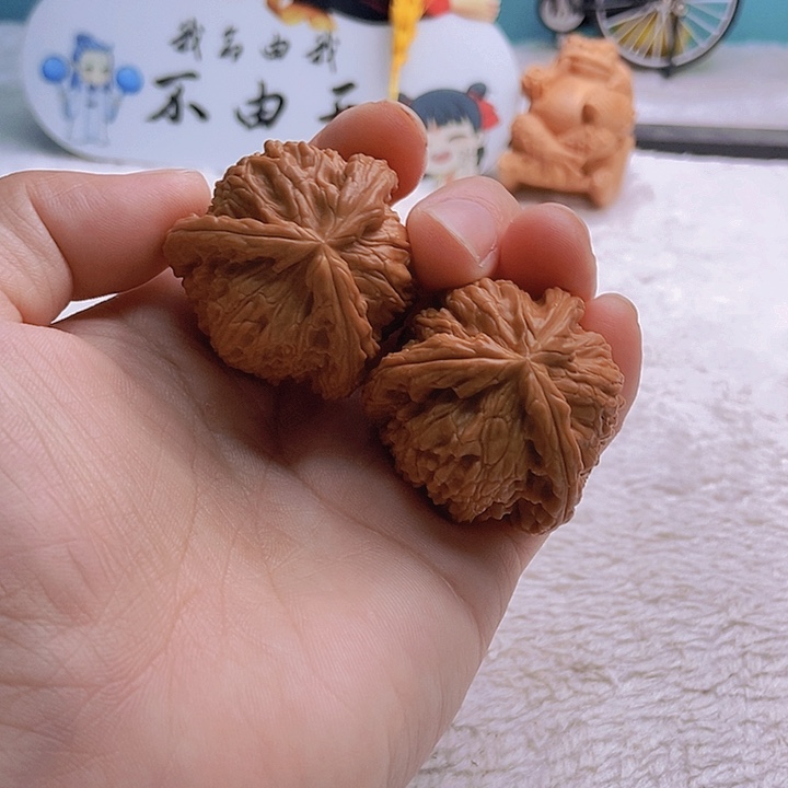 把件文玩核桃.***.三棱