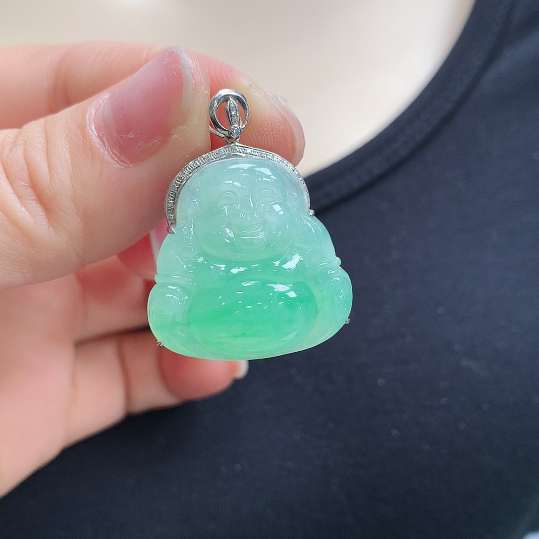 翡翠颈饰18K金镶嵌佛公