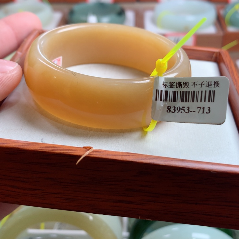 【闪购商品】和田玉手镯未镶嵌