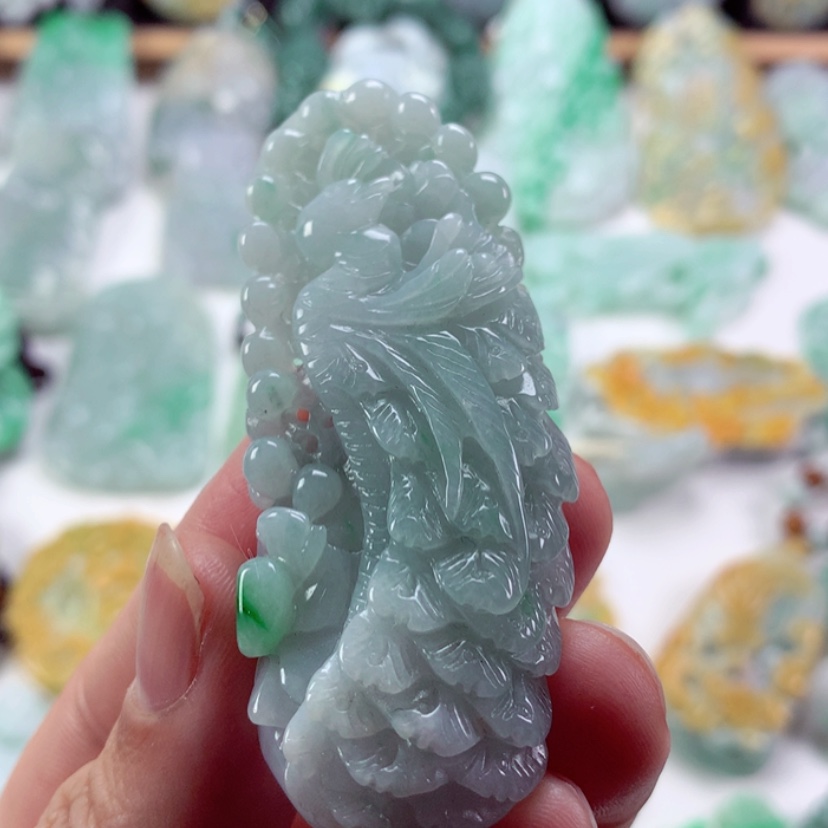 【闪购商品】翡翠吊坠(不含链)未镶嵌