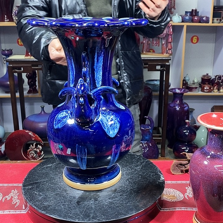 瓶中国神垕精品钧瓷