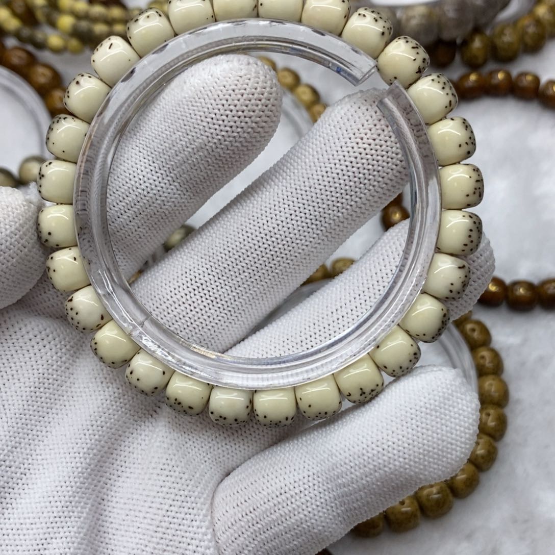 星月菩提吊坠影**n石玉料