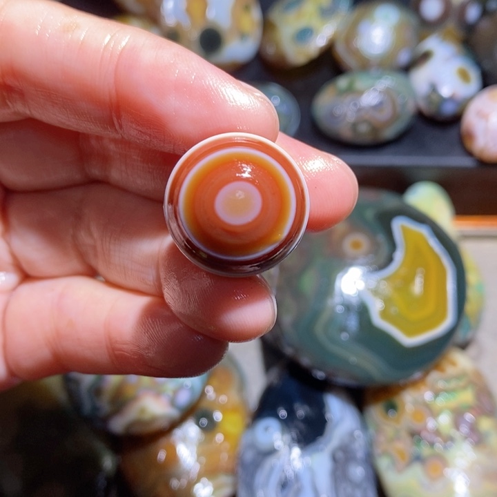未镶嵌玛瑙/玉髓珠宝半成品陈*头