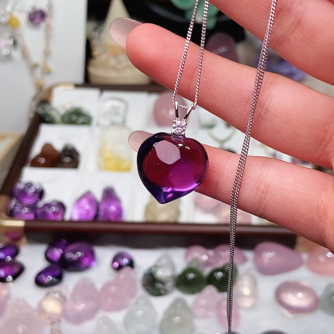 水晶吊坠(赠链)银S925镶嵌