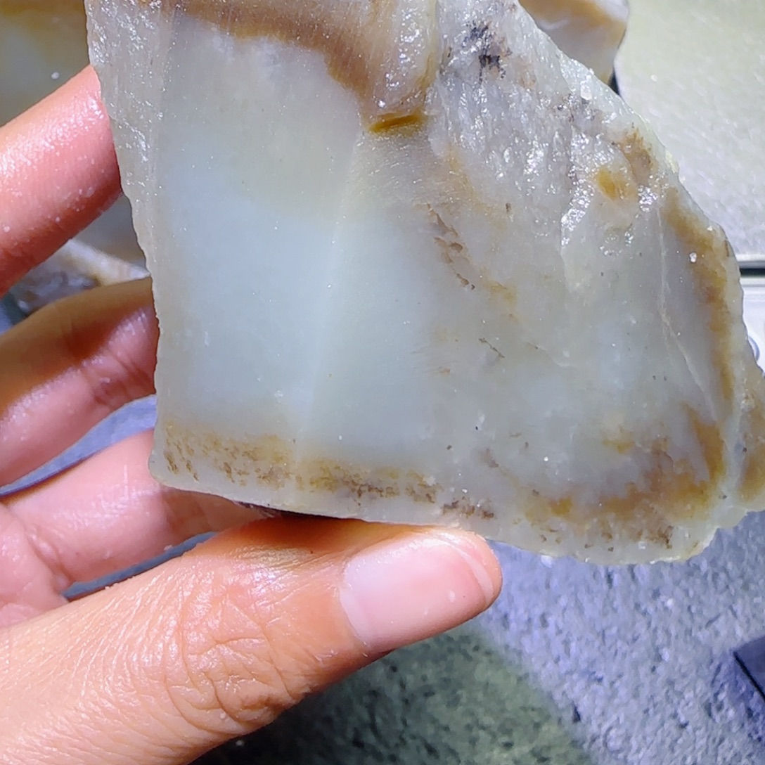 和田玉未镶嵌珠宝半成品