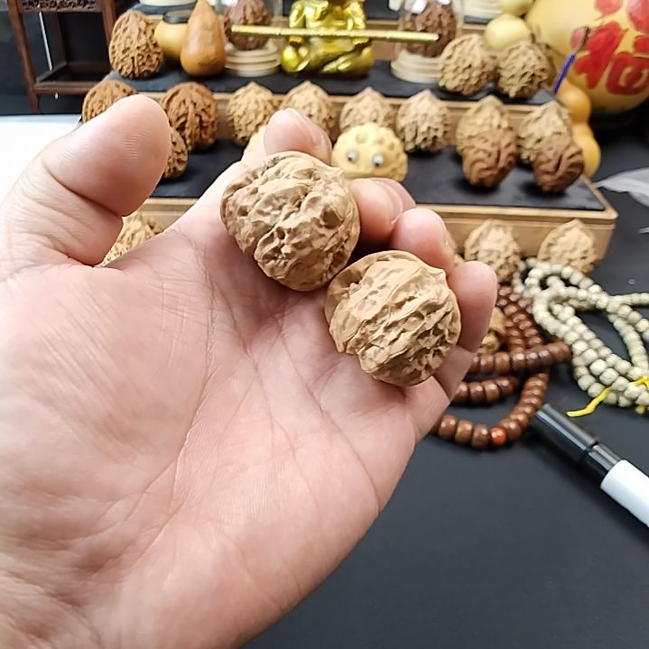 猴头核桃把件文玩核桃  蛤蟆头核桃