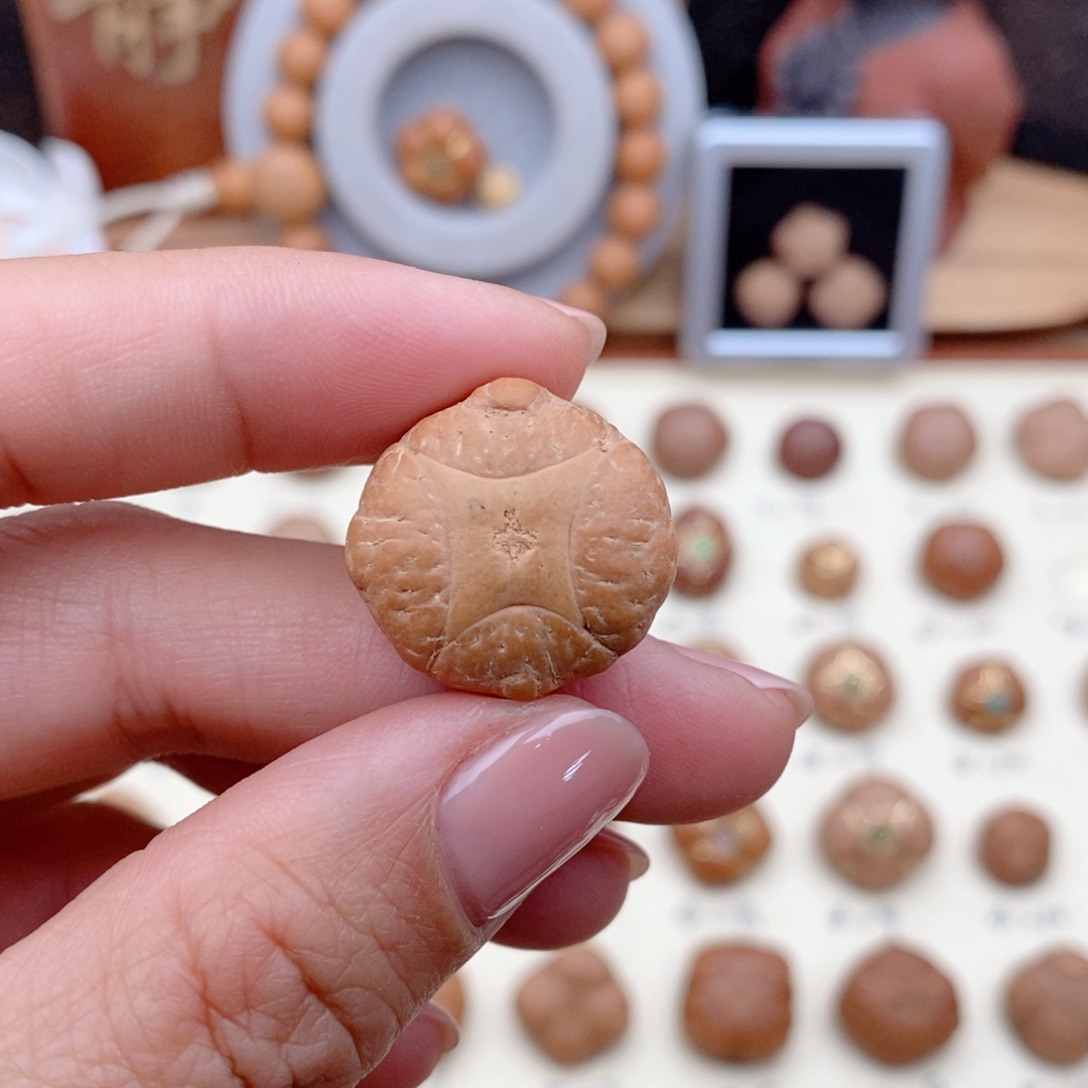 龙眼菩提吊坠初*贰麒麟