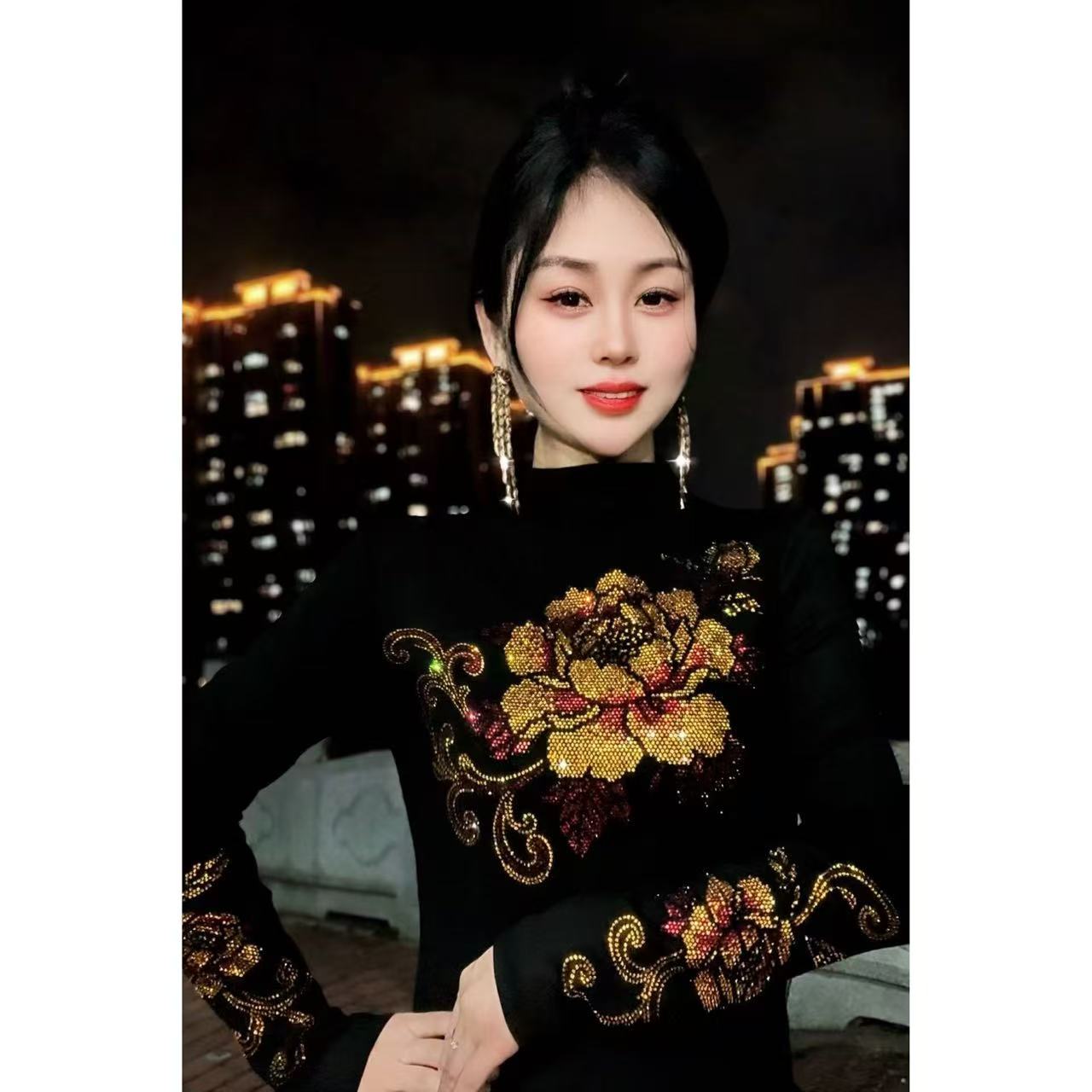 【香香爆款833#加绒】打底衫女内搭秋冬时尚烫钻上衣修身显瘦