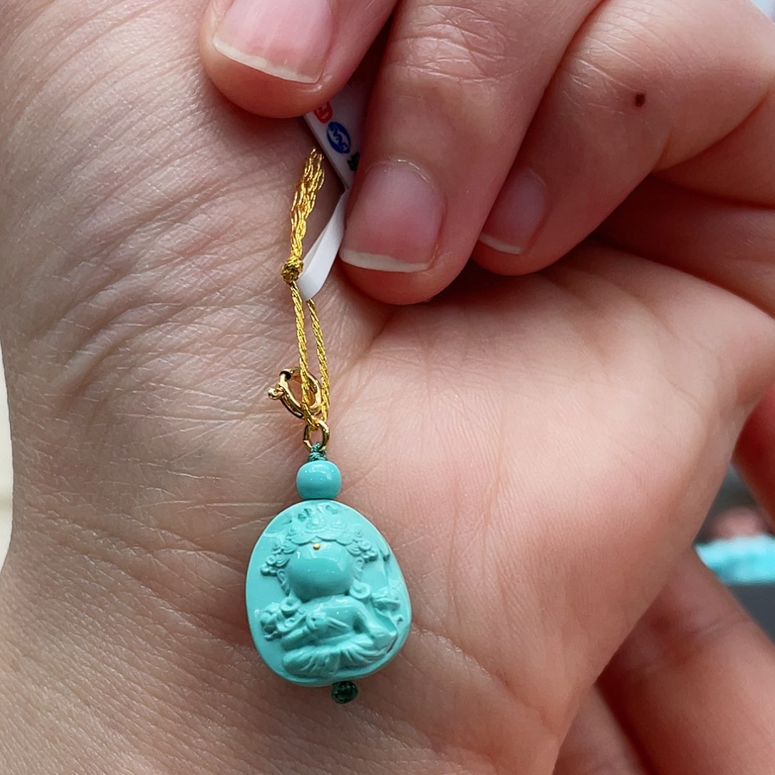 绿松石颈饰未镶嵌