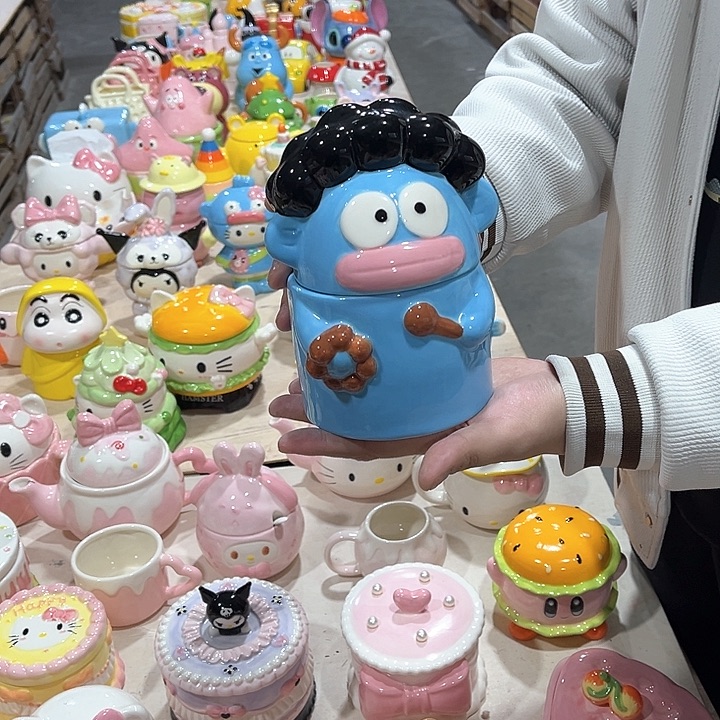 紫砂茶壶亲爱的老婆。这么晚还不睡