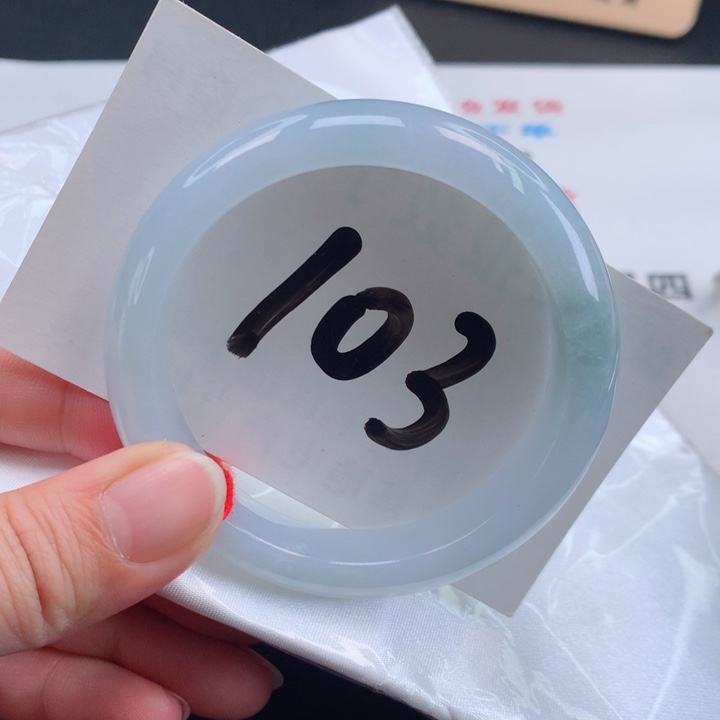 翡翠手镯未镶嵌正