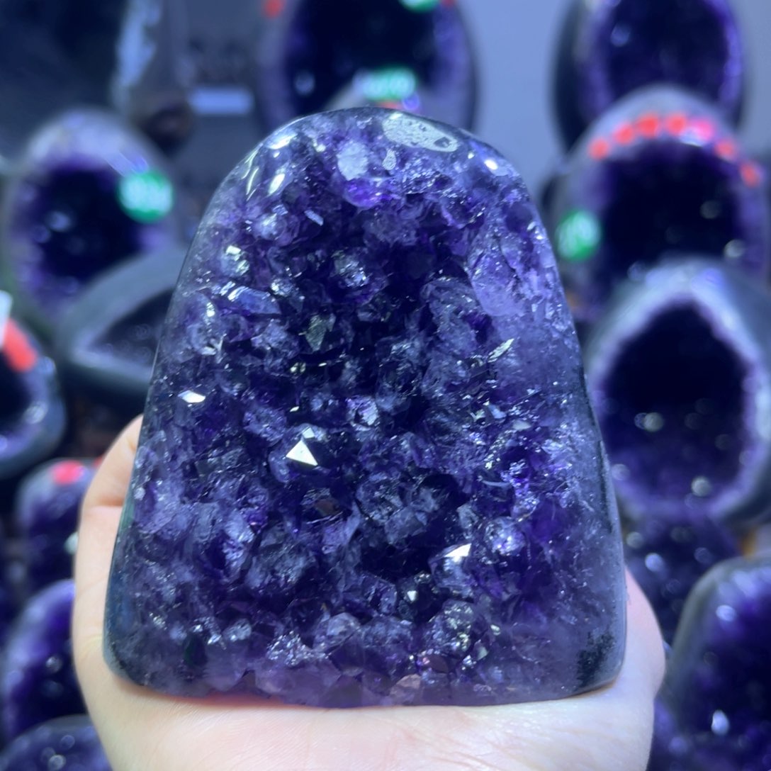 紫晶摆件未镶嵌紫水晶