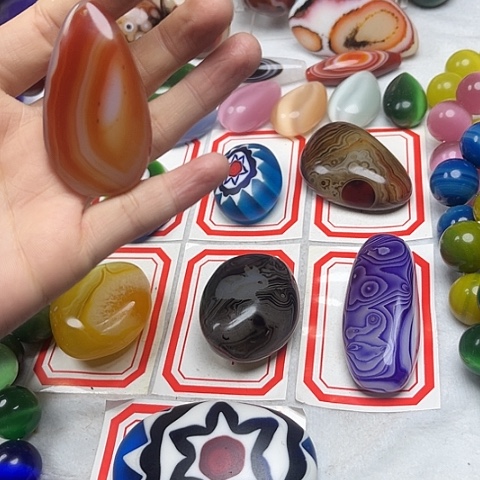 玛瑙/玉髓颈饰未镶嵌