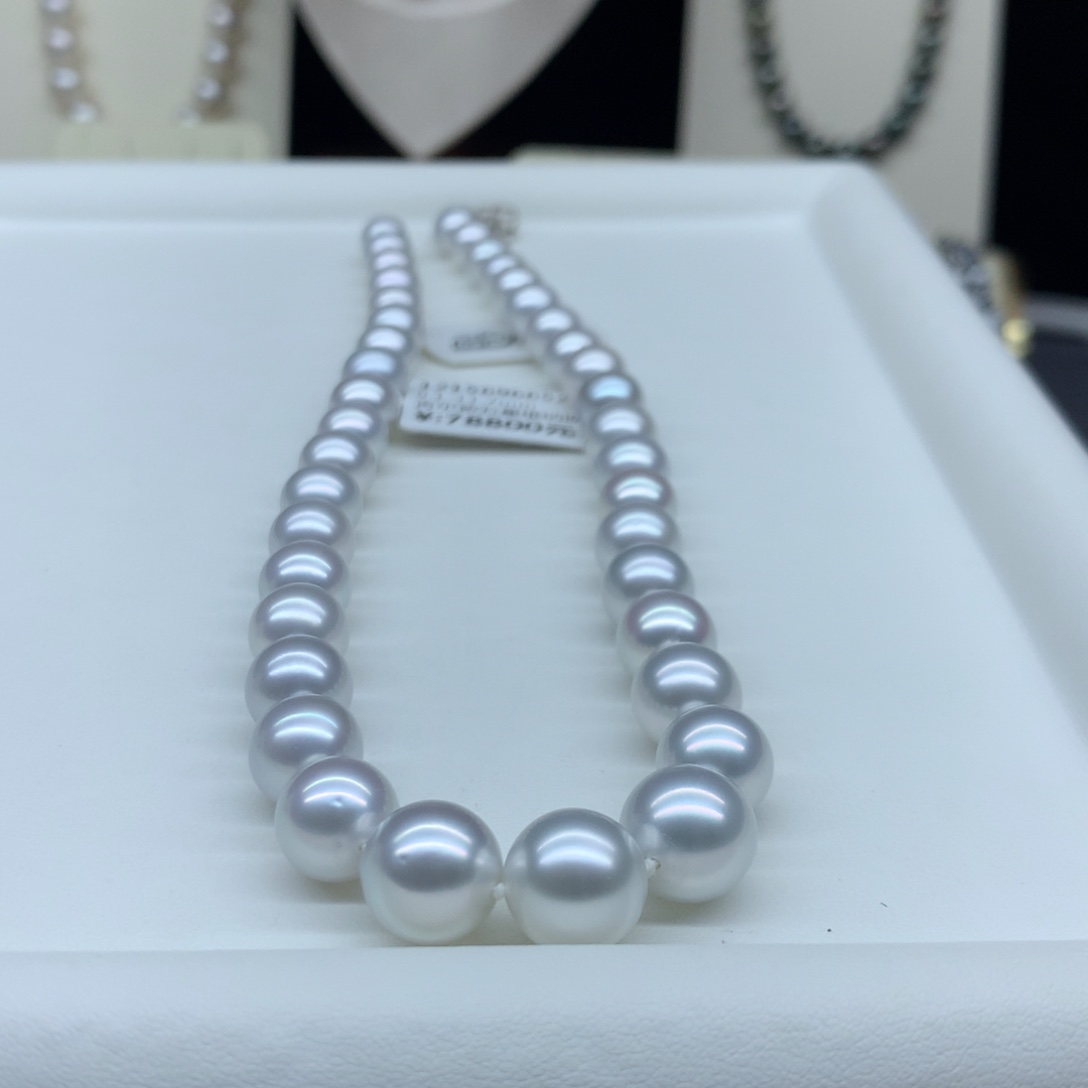 珍***@海水珍珠18K金镶嵌颈饰9.1-11.7mm澳白串链
