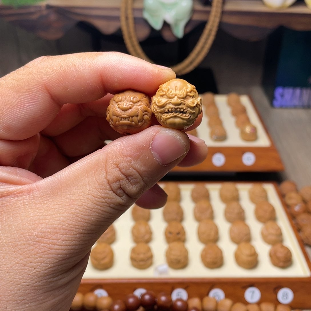 猴头核桃把件17左右猴头核桃