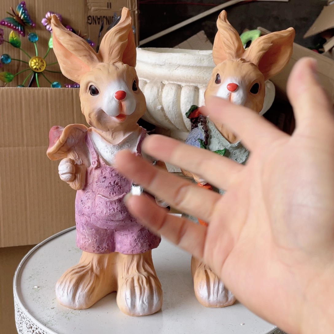 【闪购商品】树脂胡萝卜兔一对摆件