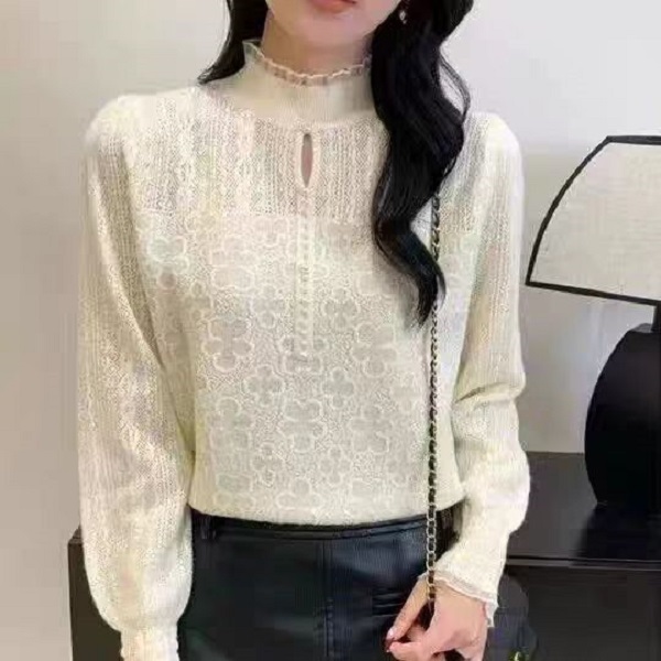 蕾丝打底衫女内搭长袖2024秋冬季新款时尚洋气圆领钉珠针织衫上衣