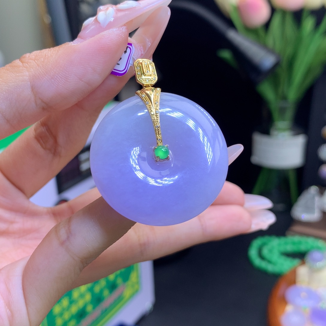 翡翠18K金镶嵌颈饰天然