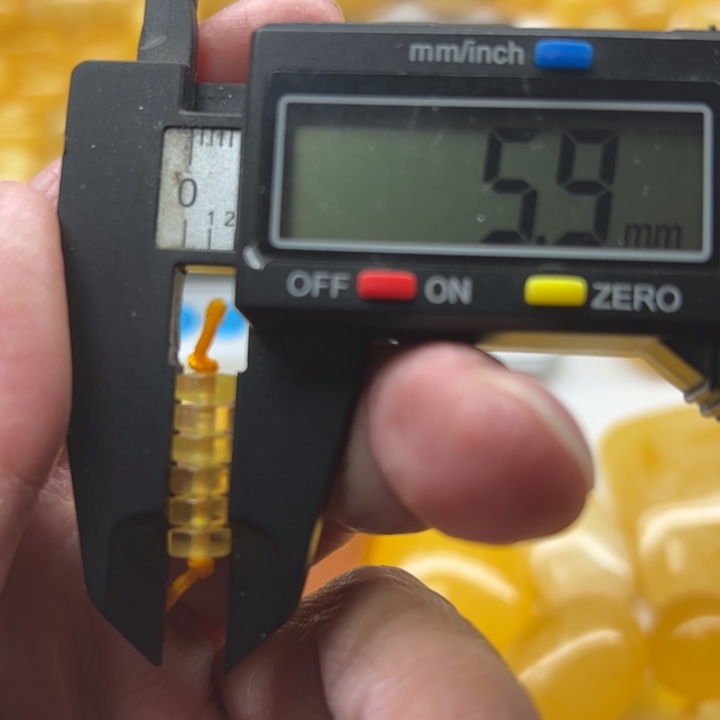 琥珀（矿物珀）未镶嵌裸石