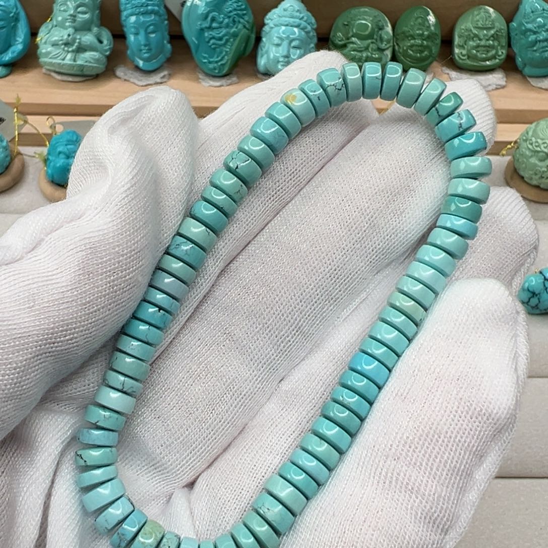 绿松石配饰未镶嵌