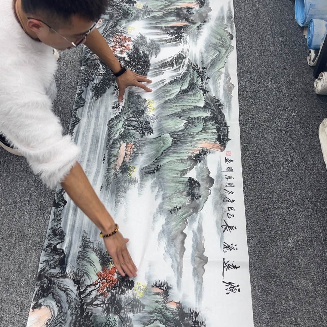 国画卖字画的小男孩