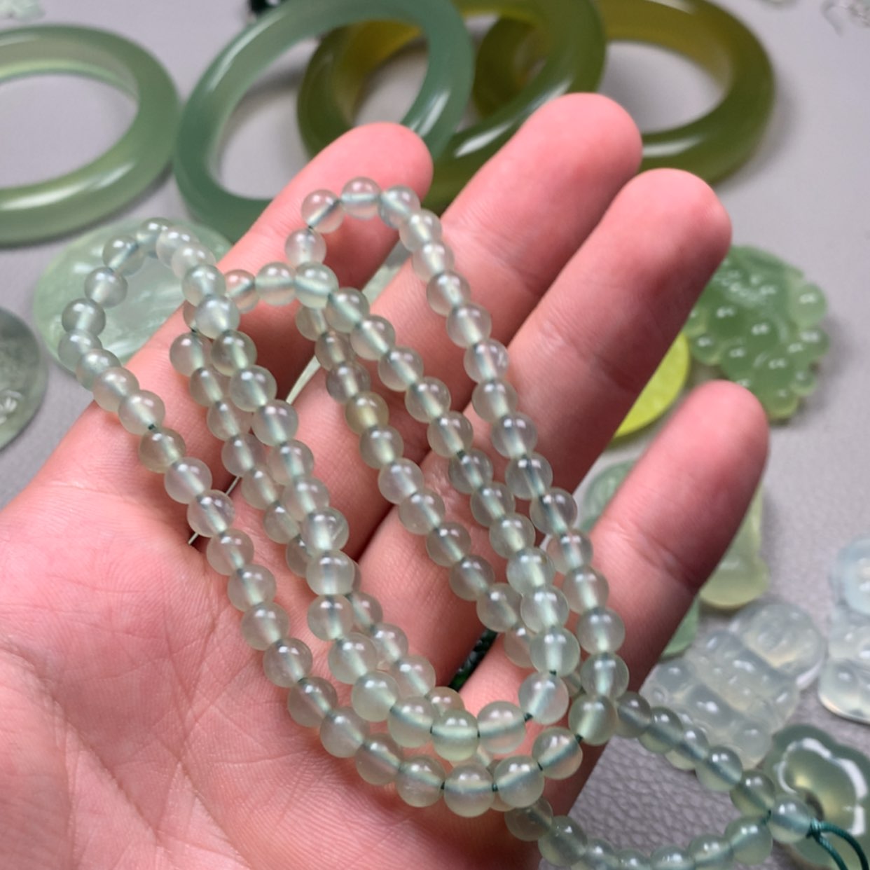 【闪购商品】蛇纹石玉未镶嵌岫玉兎*