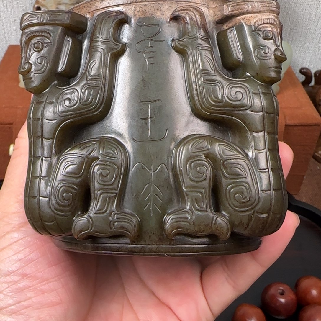 用***8非常精美的大摆件