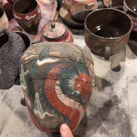 手工制作各种精美陶瓷