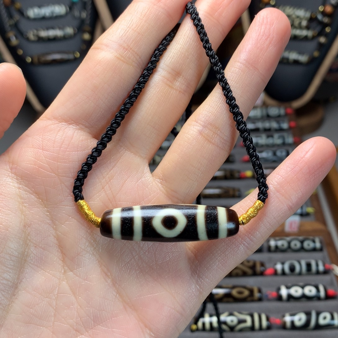 玛瑙/玉髓未镶嵌吊坠(赠链)