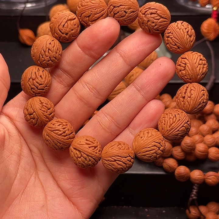 手串桃核绣球手串15