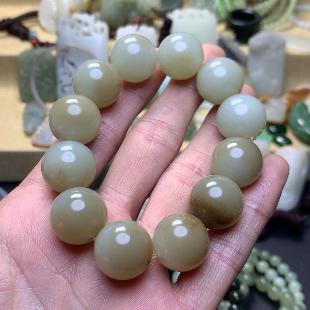 和田玉颈饰未镶嵌z*n