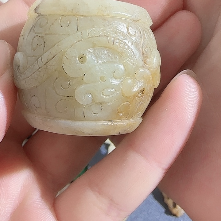 *****和田玉未镶嵌颈饰