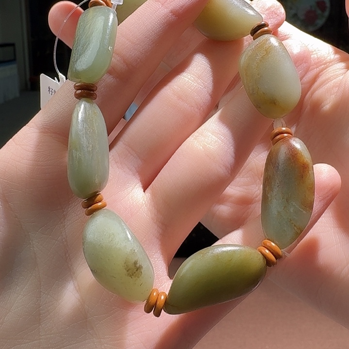 和田玉未镶嵌手串工厂清货，不退不换，多样性拍一发一