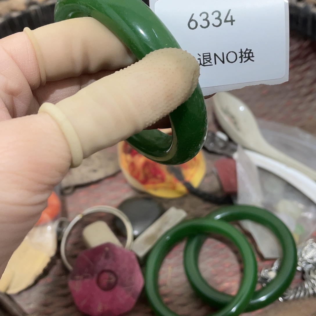敌***仔瓷片6334号工艺品