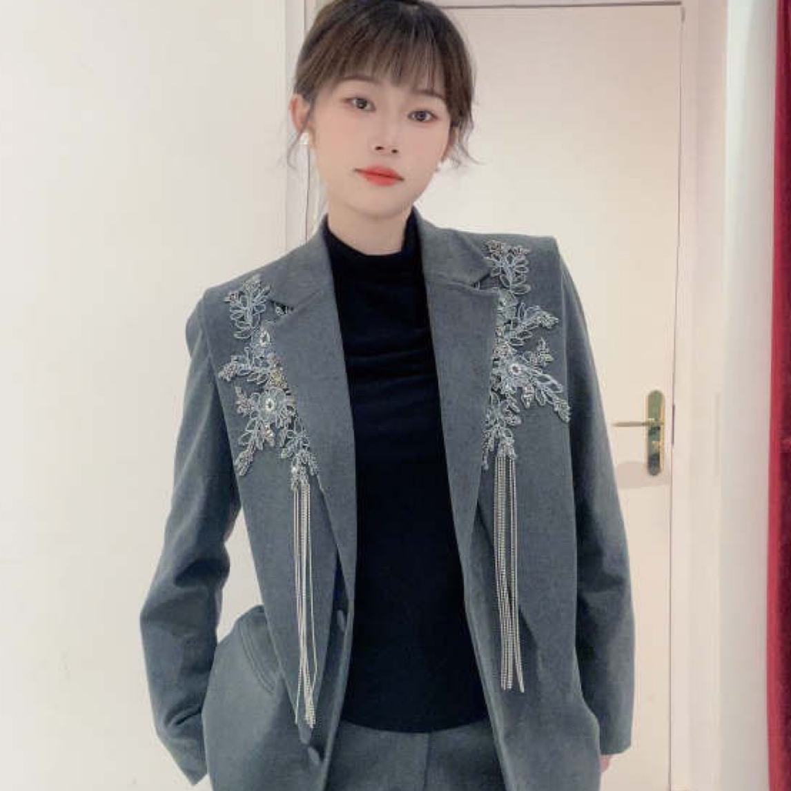 新中式品玉乌鲤灰外套