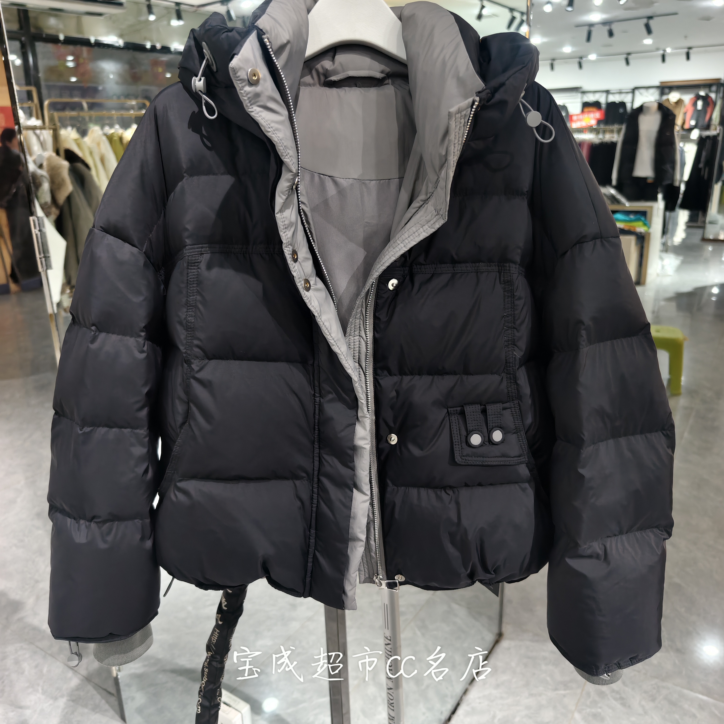 连帽白鸭绒双面穿保暖显瘦短款外套冬季新款韩版休闲风女